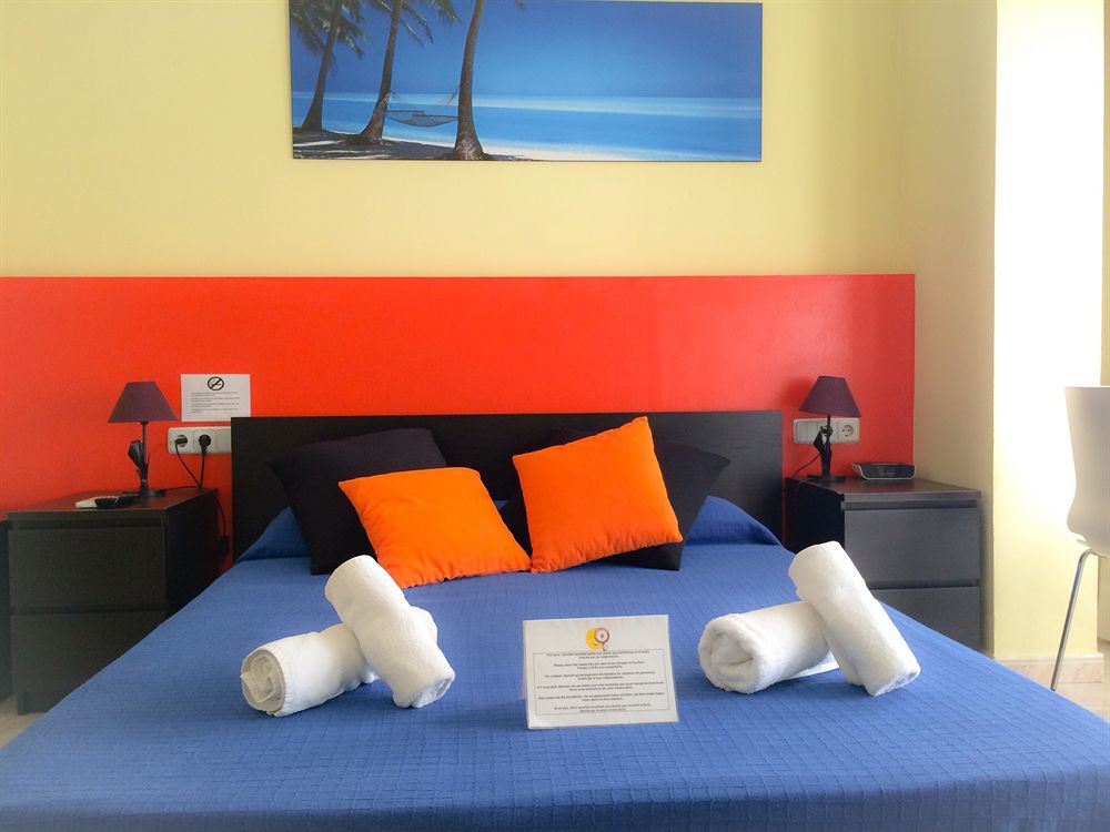 Barcelona City Centre Hostal Экстерьер фото